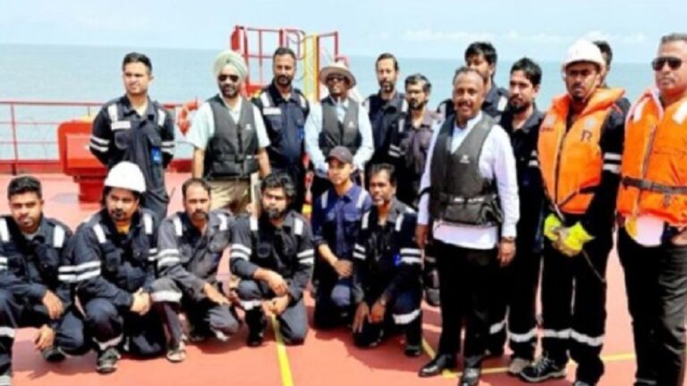 Eight Sri Lankans among the released crew of the detained vessel by Nigerian HC