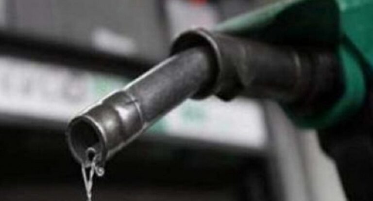 Sri Lanka adheres to world fuel standard with the receiving of 100 Octane petrol 