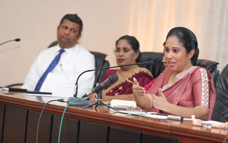 Govt explores tailored measures to combat dengue menace