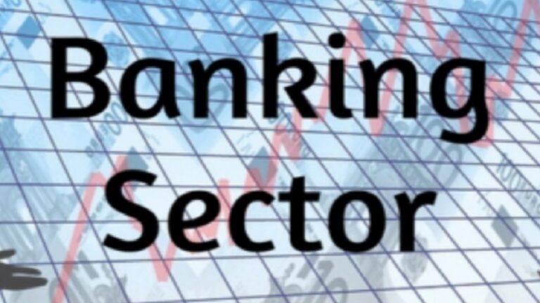 Net credit to the Government from the banking sector swells by half a trillion