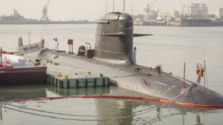 Indian Naval Submarine Vagir visits Colombo