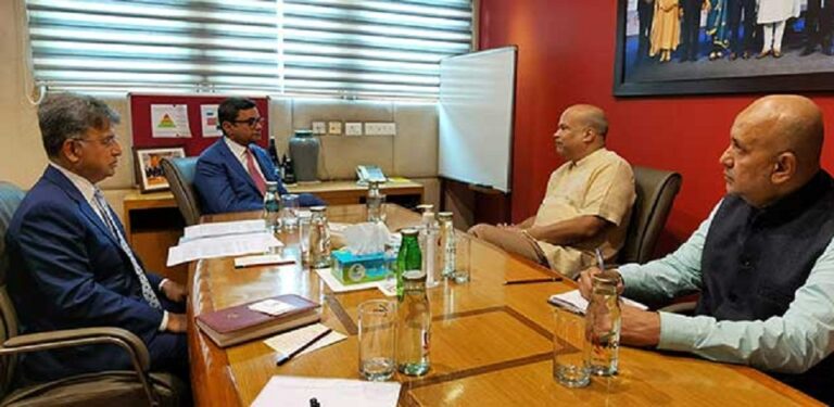 Sri Lanka holds talks with FICCI President to woo Indian investments