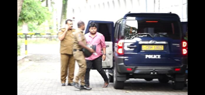 Screenshot_20230727_170542_com.estrongs.android.pop_