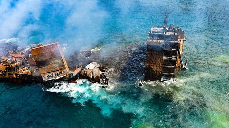 Singaporean authority blames Colombo Port of inaction in X-Press Pearl disaster