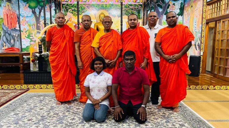 SL Representative for 4th Children’s World Peace Summit Kasmira Jayaweera pays homage to Japan’s Savara Lankaji Temple