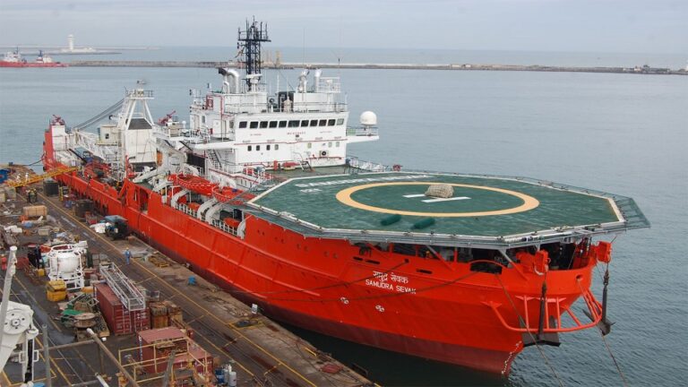 Colombo Dockyard becomes afloat repair service provider to JMSDF