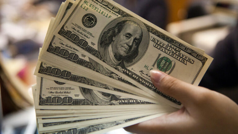 Dollar rate at commercial banks today (Nov 23)