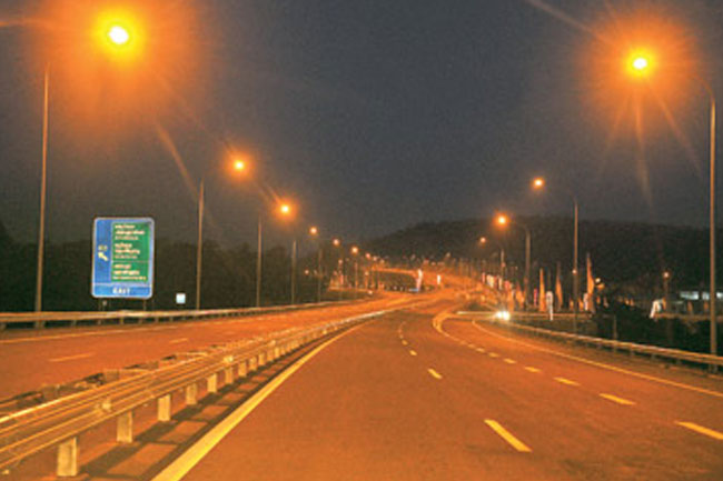 Expressway Ticket Counter Personnel Commence Strike Over Demands