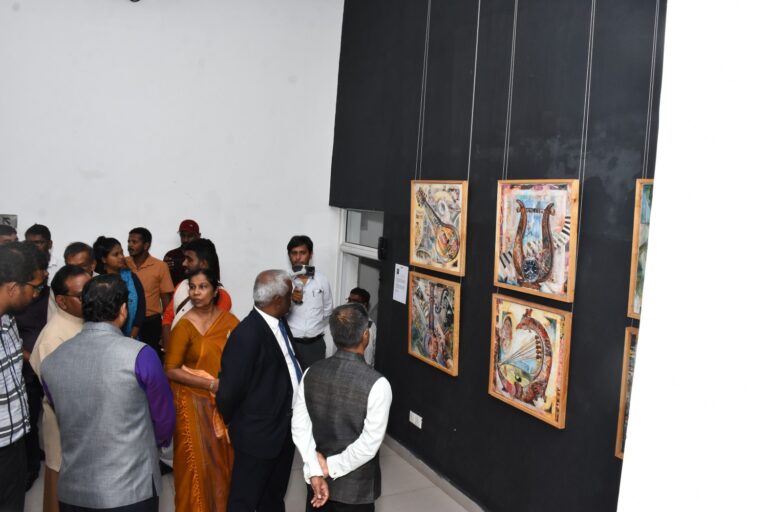 First ever India-Alumni Art Exhibition: Chitralekha Inaugurated in Colombo