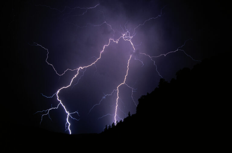 Public urged to exercise caution as atmospheric conditions favourable further for lightning, thundershowers (Nov 14)