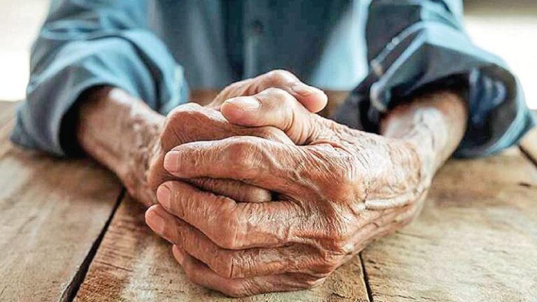 Senior Citizens Demand Restoration of 15% Fixed Deposit Interest Rate