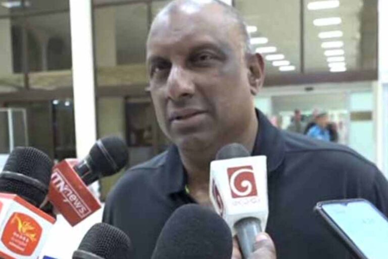 Cricket icon Aravinda de Silva urges unity in Sri Lankan Cricket, discourages blame game