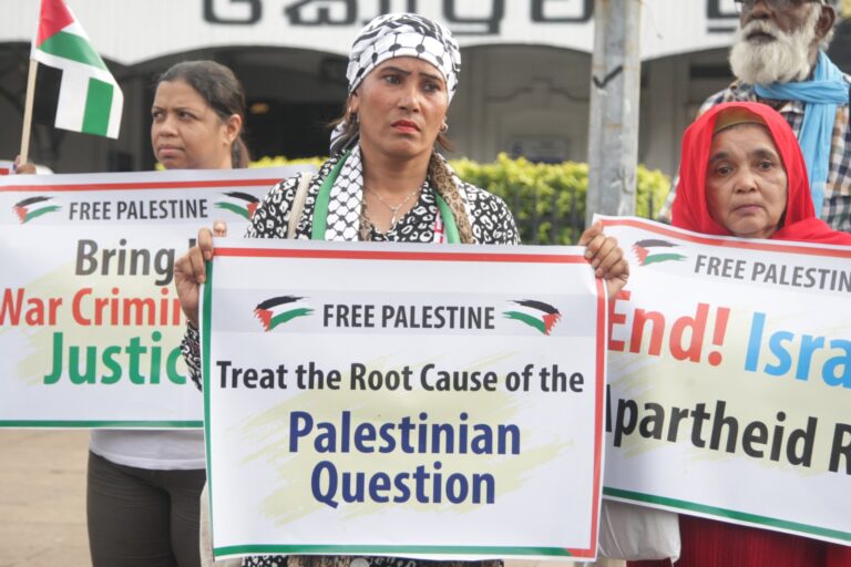North – South Solidarity stages protest in support of Palestine (PHOTOS)