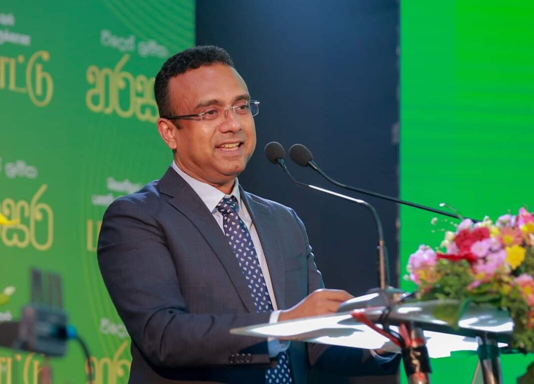 Minister unveils SLBFE office to serve expatriate workers in Tamil ...