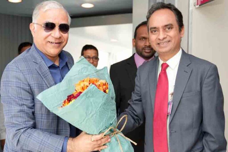 New Indian HC Santosh Jha arrives in SL