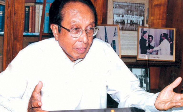 Former Finance Minister Ronnie de Mel Passes Away at 98