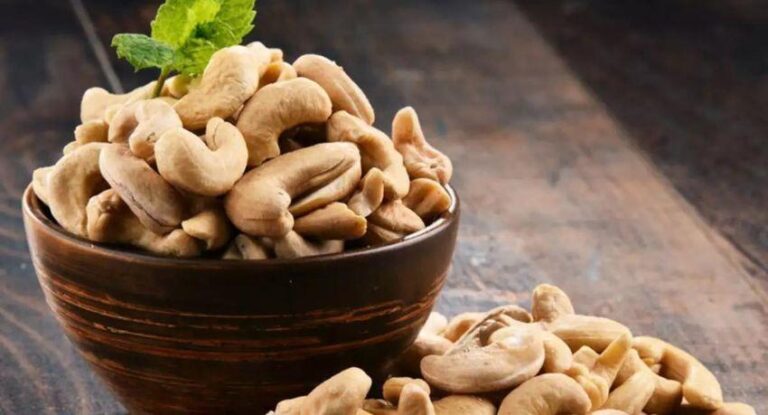Cashew industry faces dire straits compelling Sri Lanka to import cashew nuts.