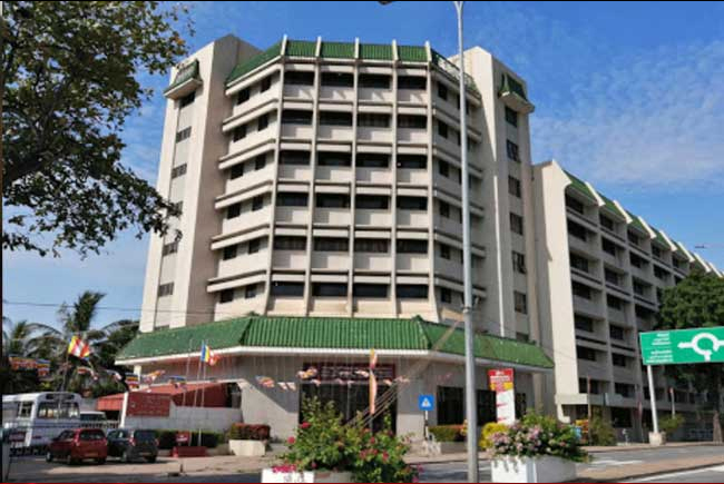 Central Mail Exchange employees initiate 24-hour token strike over elevator dysfunction