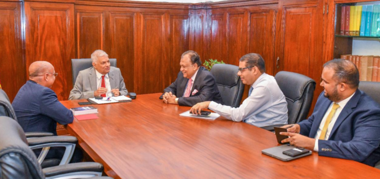 A Prominent British University Investor Meets President Ranil Wickremasinghe in Colombo