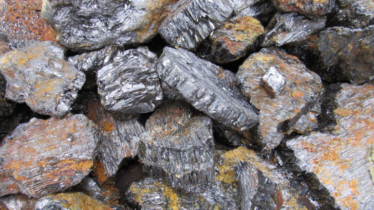 Sri Lanka’s graphite sector struggles with output, licensing, and lost potential