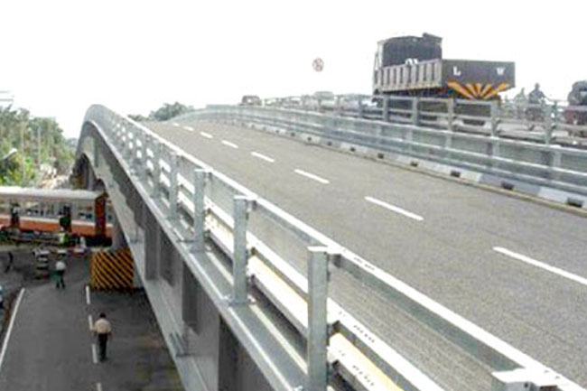 President Inaugurates Flyover To Enhance Urban Connectivity In Sri 