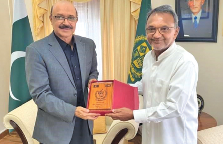 Imthiaz Bakeer Markar Engages with Pakistan’s New High Commissioner on Bilateral Ties