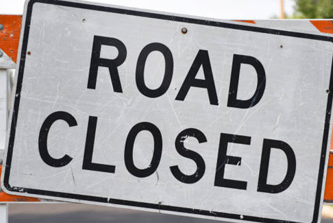 Lower Kadugannawa section of Colombo-Kandy main road temporarily shut for hazardous rock removal