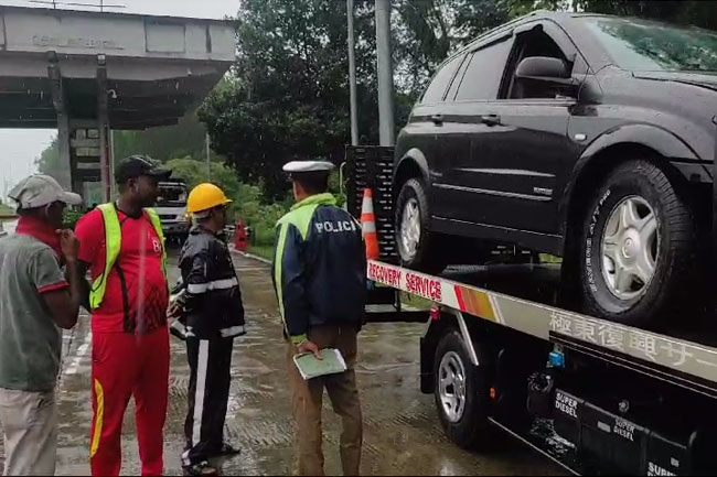 MP Dilan Perera’s vehicle involved in accident on Southern Expressway