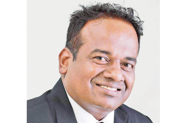 Award-winning marketer advocates lowering Public Sector retirement age to boost efficiency