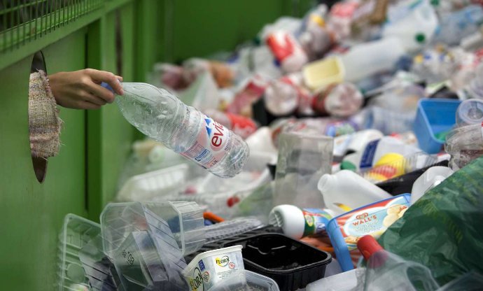 Government to Crack Down on Harmful Plastic Products Endangering Children’s Health