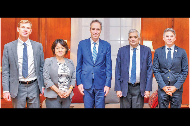 New WB Country Director David Sislen meets with President to strengthen economic collaboration