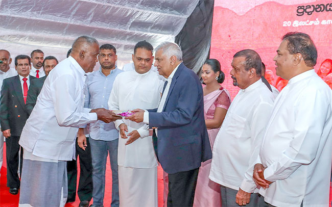 President stresses importance of non-violent revolutions and sustainable development