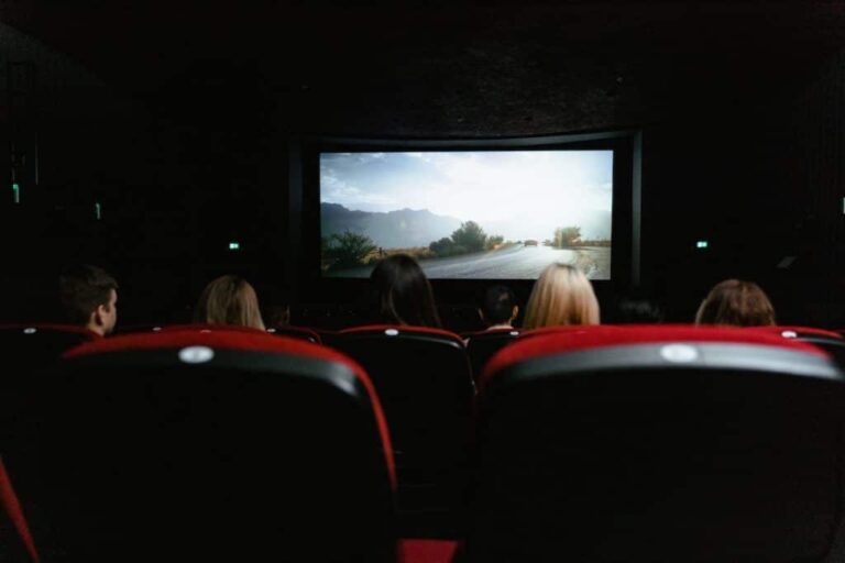 SL film directors advocate for mobile phone ban in cinemas to combat piracy