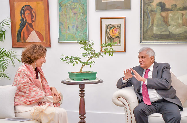 UNESCO Director-General meets Sri Lankan President during official visit
