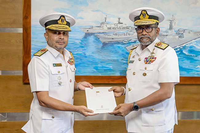 Rear Admiral Kanchana Banagoda takes over as SL Navy Chief of Staff