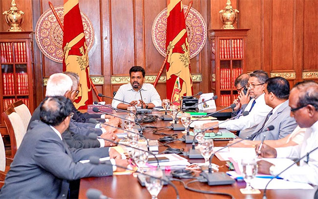 President calls for new proposal to reform Provincial Councils amid transitional governance