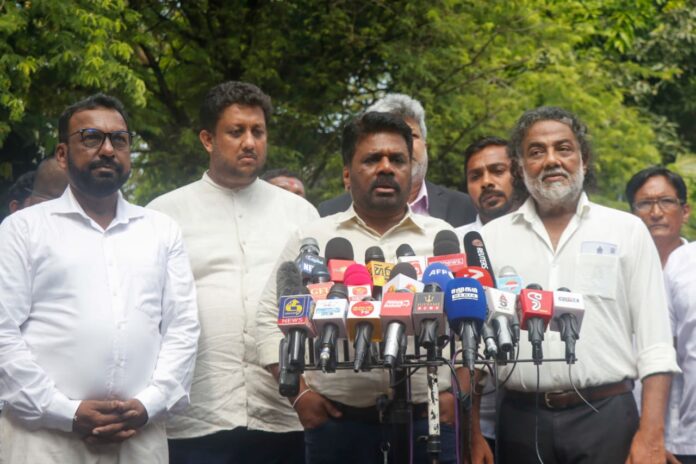 7b7330f6-f116-44bc-b81d-f2907741968d