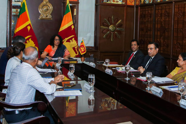 Prime Minister holds talks with ADB Country Director on education and development