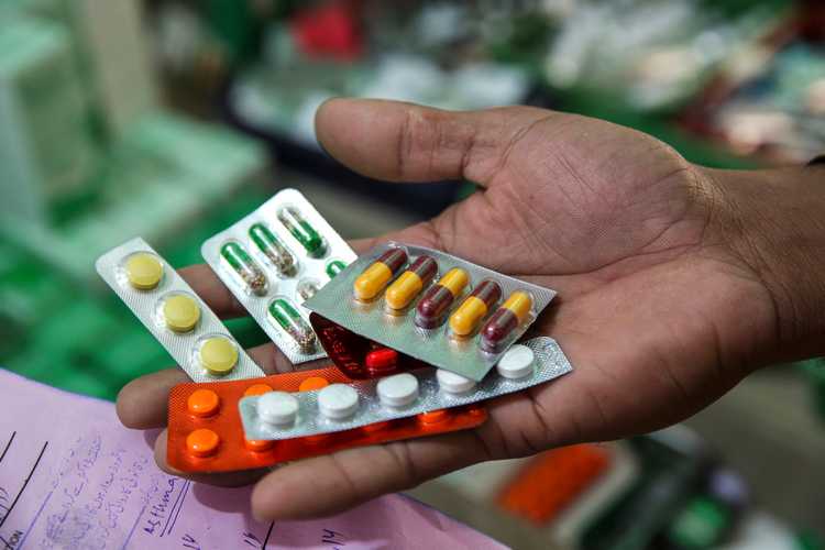Govt plans to establish new medicine testing laboratories amidst ongoing probes