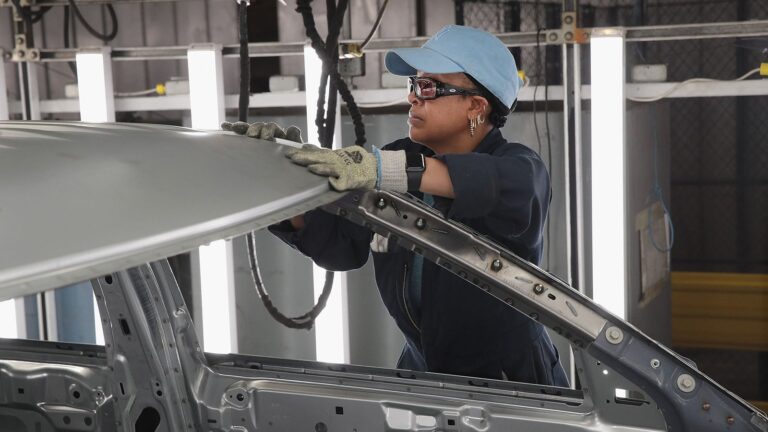 Manufacturers Urge Consistent Industrial Policy for Competitiveness