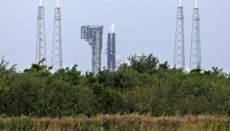 Amazon Launches First Major Kuiper Satellite Mission, Enters Internet Space Race