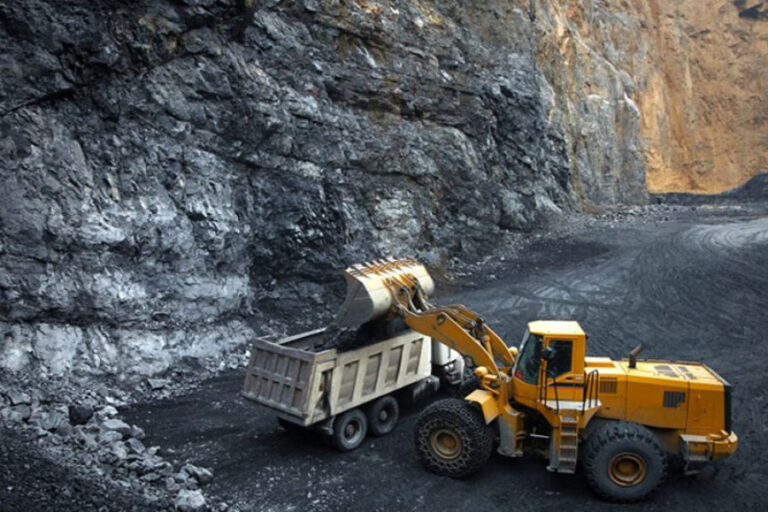UK Firm Joins Sri Lanka Mineral Boom amid Rising Indian Interest