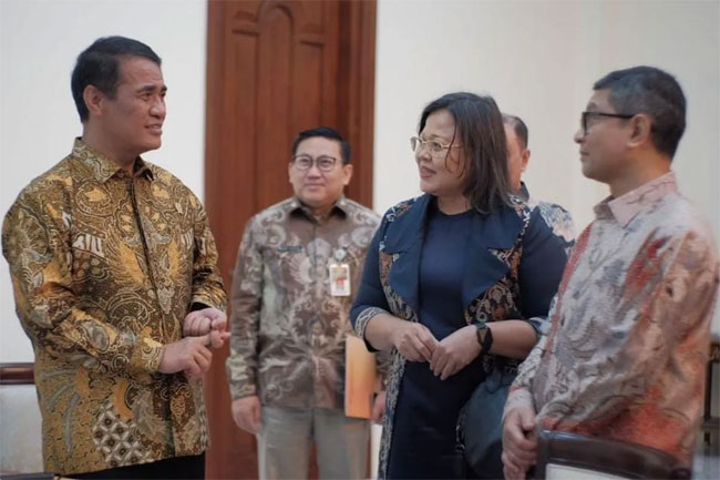 Indonesia Eyes Coconut, Tea Partnership with Sri Lanka to Boost Agricultural Value