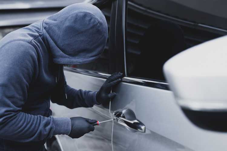 Police dismantle vehicle theft ring tied to narcotics