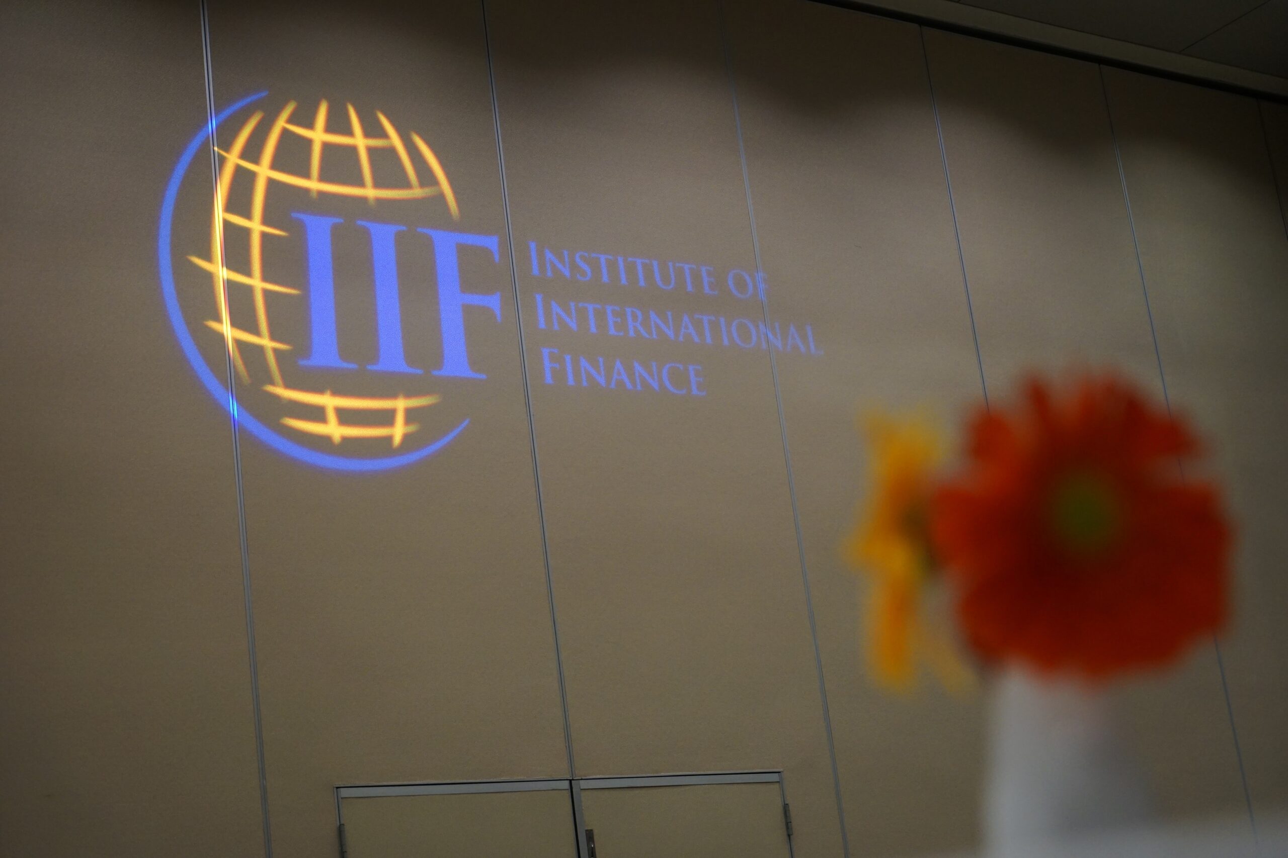 Sri Lanka Gains Global Recognition for Investor Relations Efforts