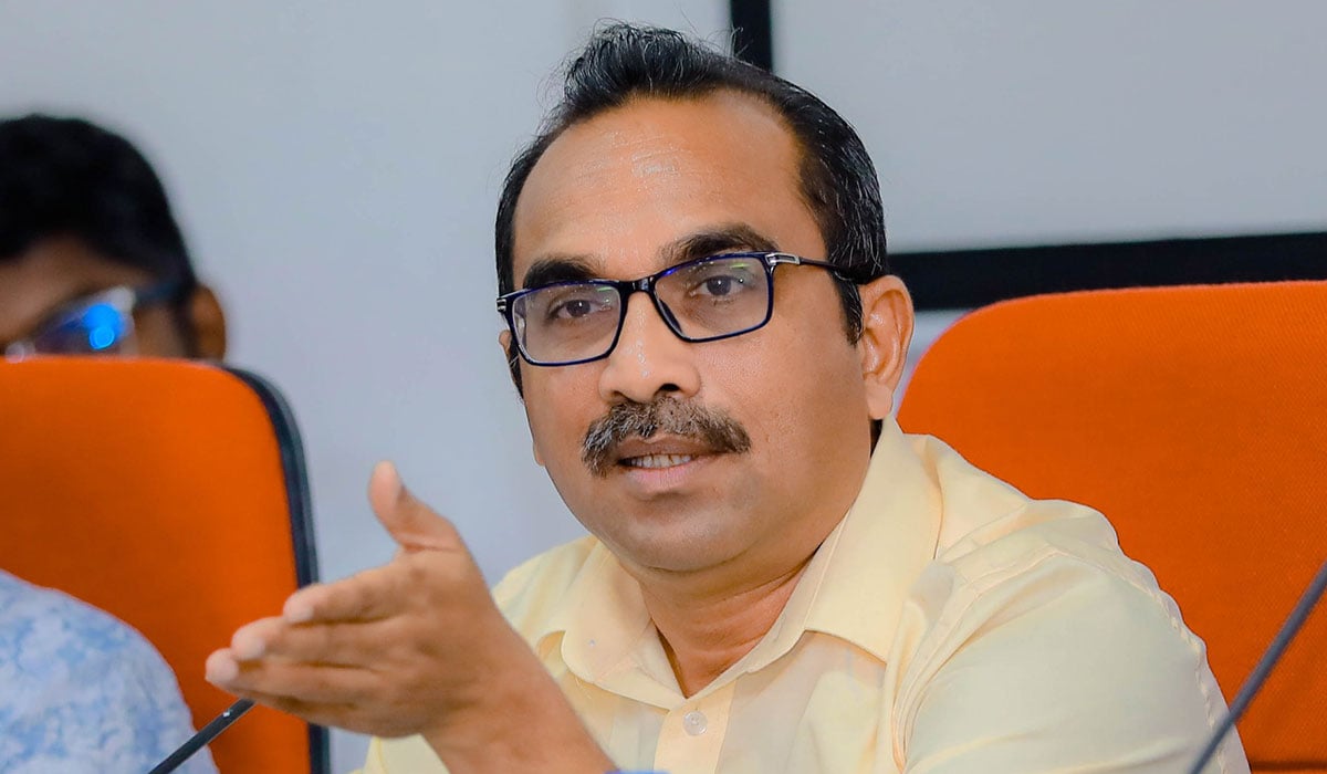 Transport Minister Announces Reforms to Improve Services at Werahera Motor Traffic Department