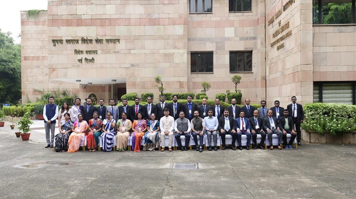 Sri Lankan Government Media Officials Complete Intensive Training Programme in India