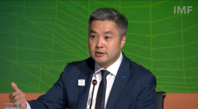 Sri Lanka Urged to Stay the Course as Economic Outlook Brightens Post-Debt Deal