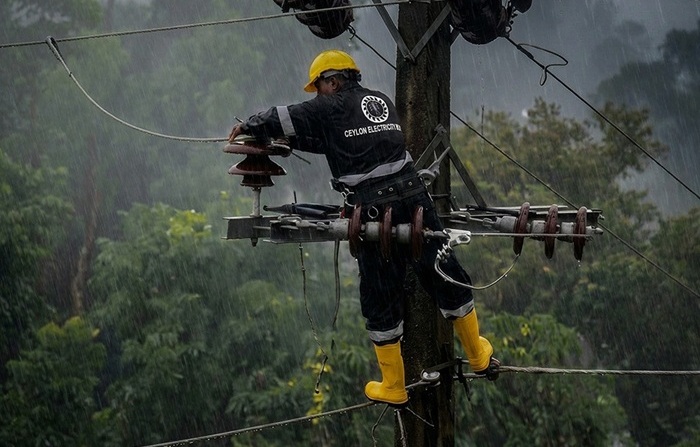 Flooding and Power Outages Trigger Major Telecom Disruptions Nationwide