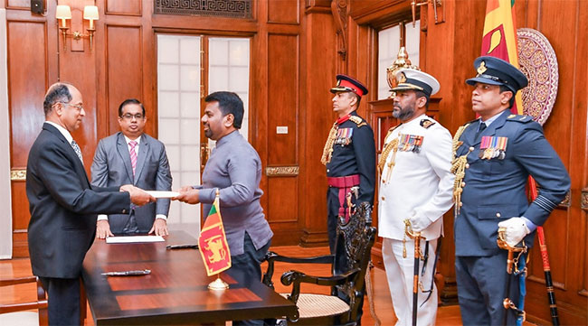 Gihan Kulatunga Sworn In as Supreme Court Justice
